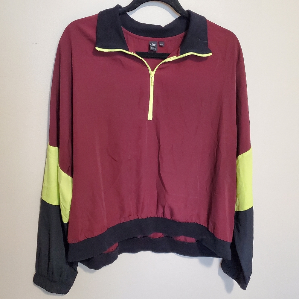 ✨️2/$30 Crop Bomber Jacket